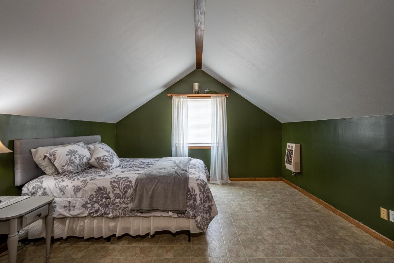 Weaver Ridge Manor Villa Millersburg Bagian luar foto