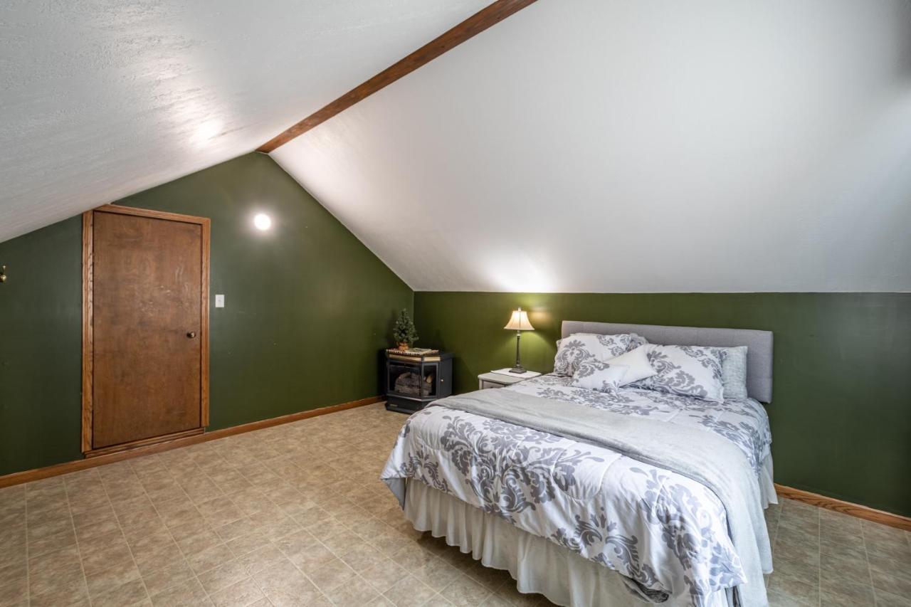 Weaver Ridge Manor Villa Millersburg Bagian luar foto