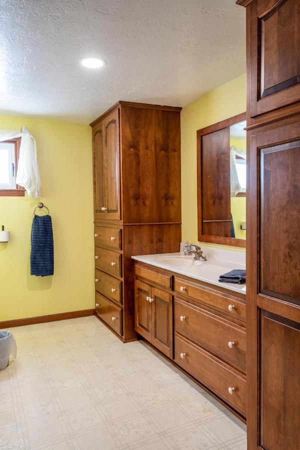 Weaver Ridge Manor Villa Millersburg Bagian luar foto